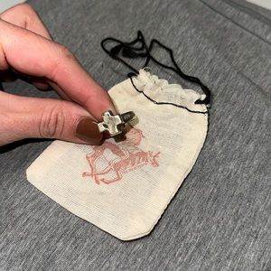 Noisy Plume “lighten burden” ring // 6.5 // sterling silver // limited edition